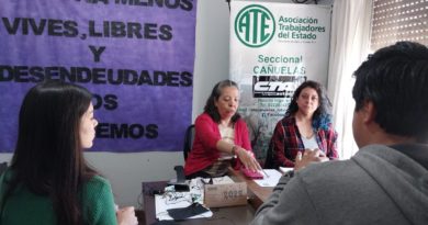ATE pide aumento para los trabajadores municipales. ATE pide aumento para los trabajadores municipales.