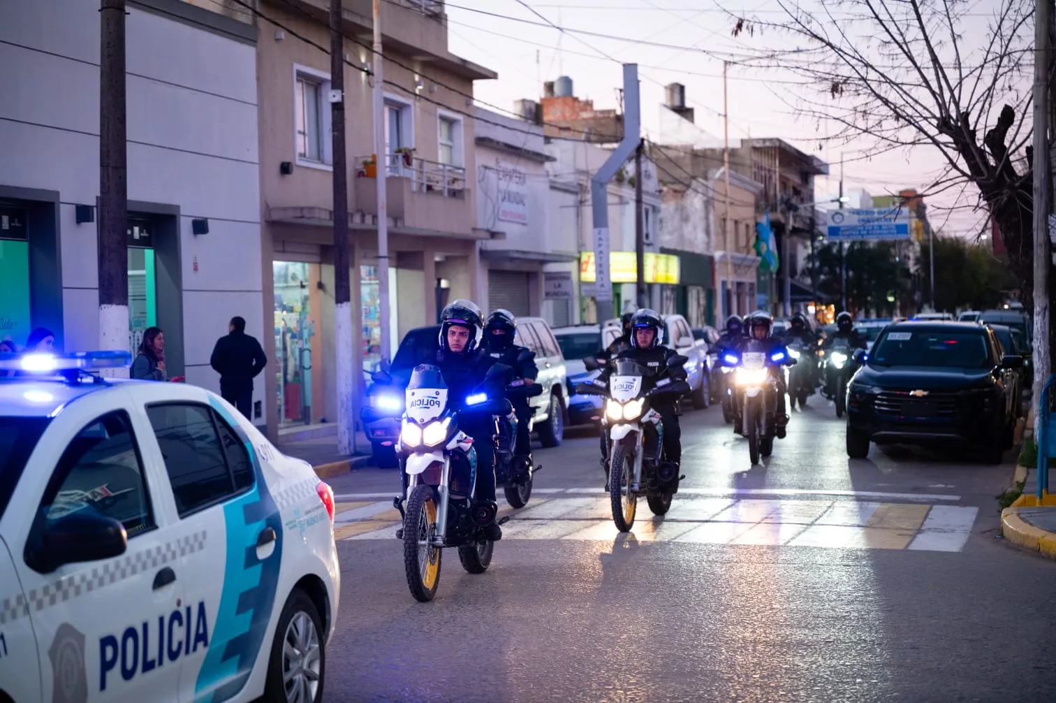 Cañuelas: lanzan operativos policiales semanales en distintos barrios.