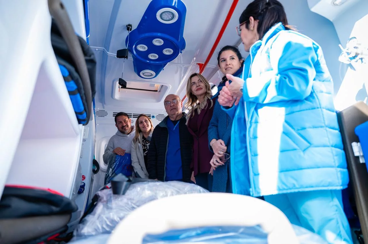 EL HOSPITAL MARZETTI INCORPORA UNA NUEVA AMBULANCIA DE ALTA COMPLEJIDAD.
