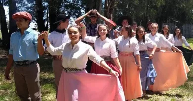 Asado comunitario para fortalecer los lazos sociales y el amor al prójimo. Asado comunitario para fortalecer los lazos sociales y el amor al prójimo.