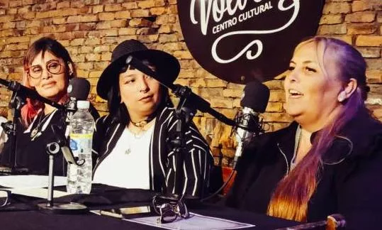 «La Mesa de las Brujas»: El regreso de un espacio que rompe moldes ahora en formato streaming.