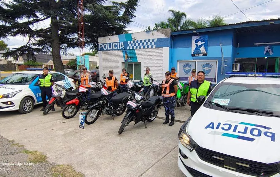 Amplio despliegue de controles en Cañuelas: secuestran motos, labran infracciones y hay detenidos.