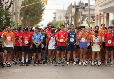 Gran debut de “Cañuelas Corre”: más de 300 atletas dijeron presente en el Día del Trabajador.