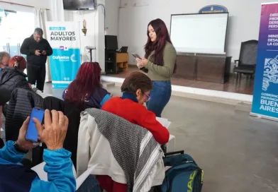 Adultos mayores y tecnología: comenzó en Cañuelas el taller “Mayores Bonaerenses Conectados”.