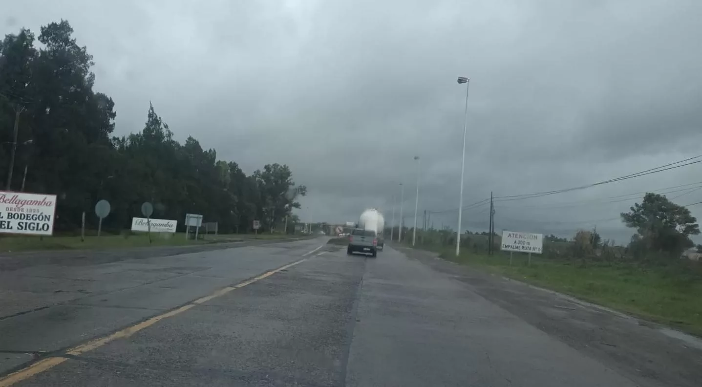 LA PROVINCIA RETOMA LA OBRA DE REPAVIMENTACIÓN DE LA RUTA 205.