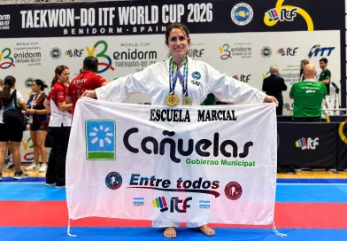 Susana Cattaneo, bicampeona mundial de taekwon-do Susana Cattaneo, bicampeona mundial de taekwon-do