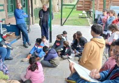El Ferroclub Cañuelas llevó solidaridad a Arroyo Venado.